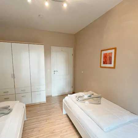 Jaegerstrasse 7 1 * Kolpinsee