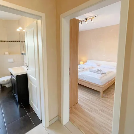 Daire Jaegerstrasse 7 1 *